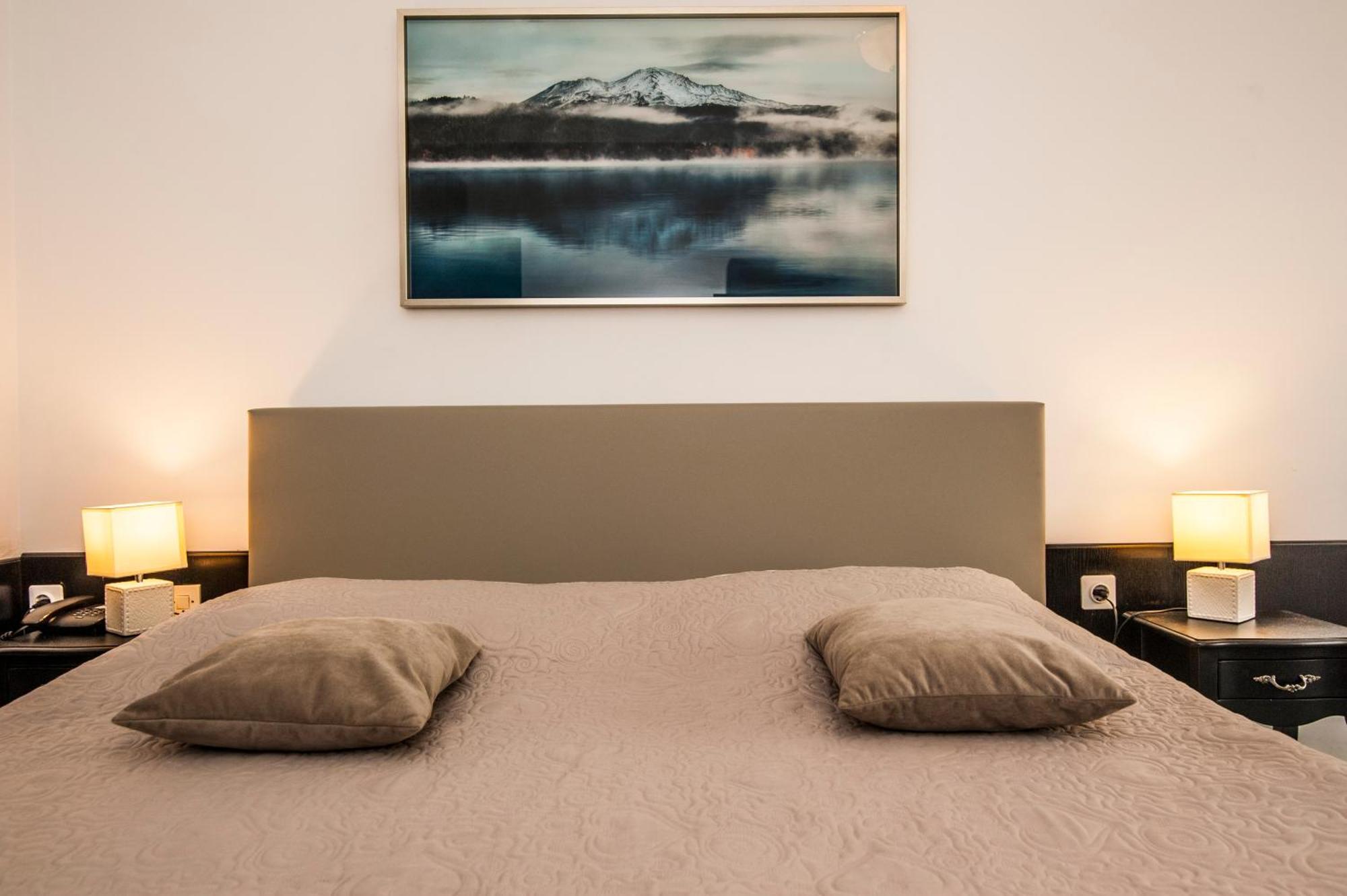 Hotel Faraon Celje Kamer foto