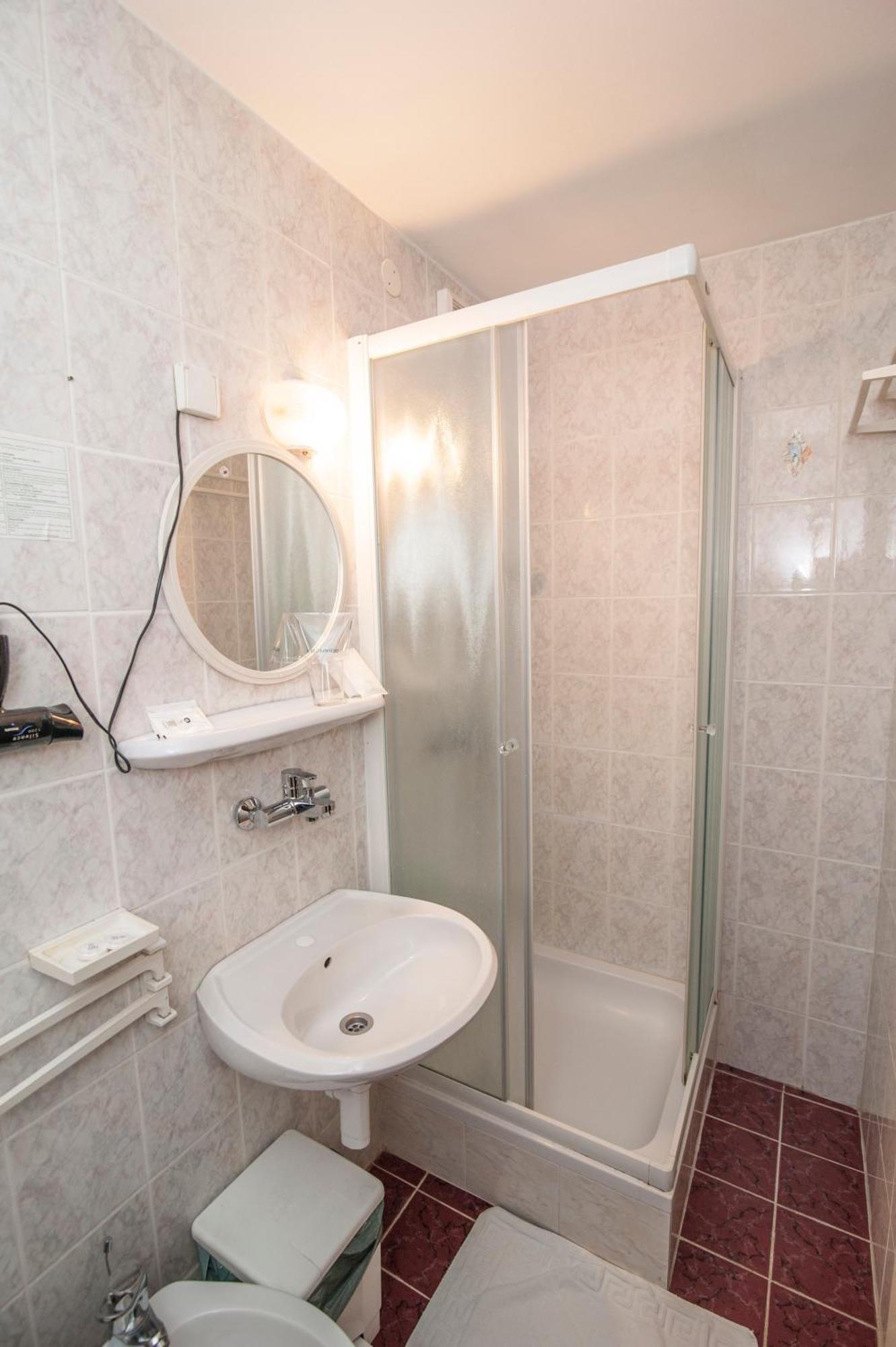 Hotel Faraon Celje Kamer foto