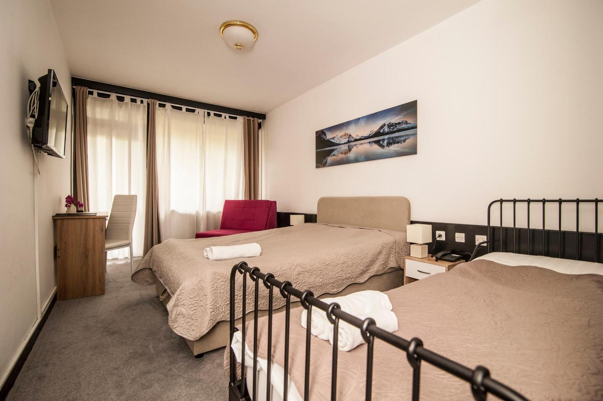 Hotel Faraon Celje Kamer foto