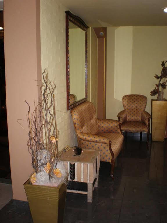 Hotel Faraon Celje Buitenkant foto