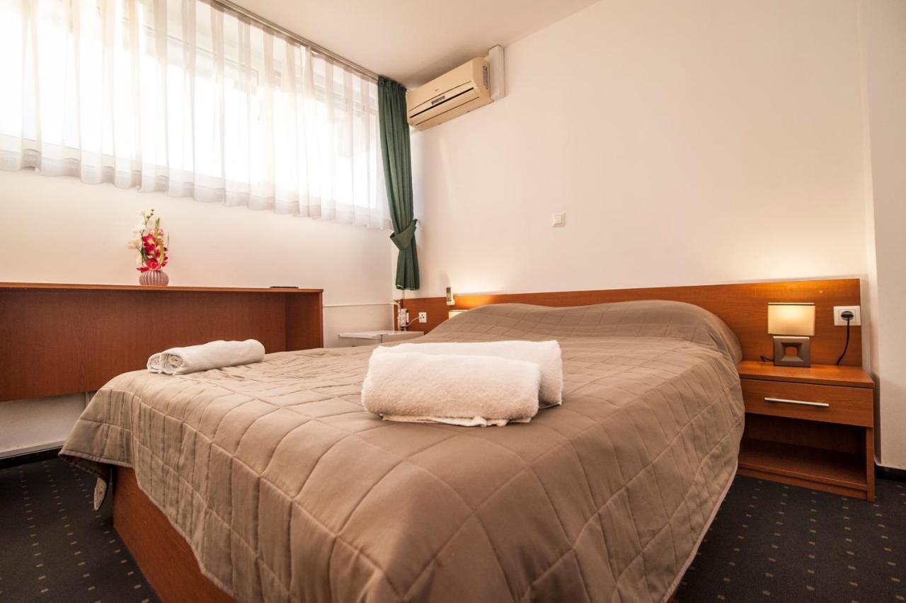 Hotel Faraon Celje Buitenkant foto