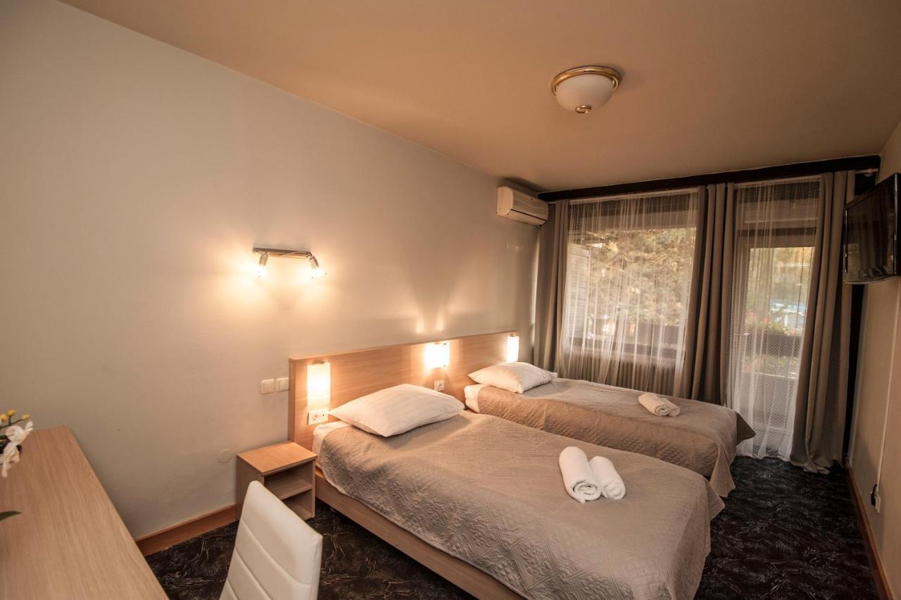 Hotel Faraon Celje Buitenkant foto